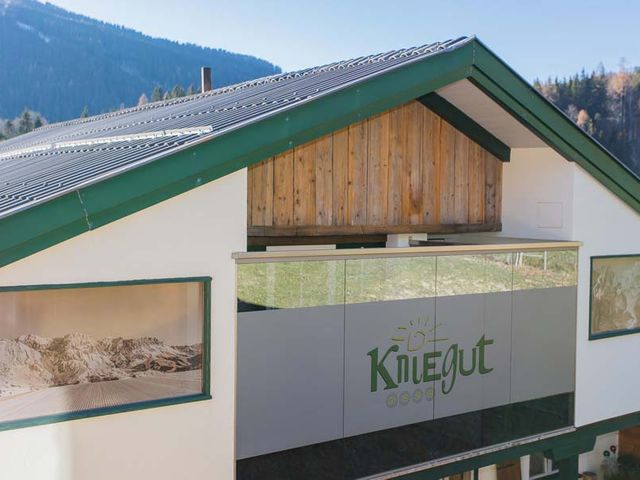 Almhütte Kniegut
