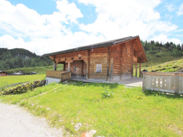 Almhütte in Forstau nahe Radstadt in Forstau FOR-SBG